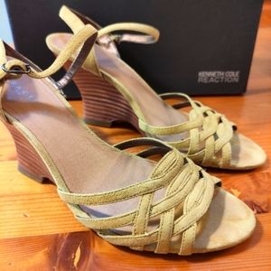 KENNETH COLE Silver Lining Sandal